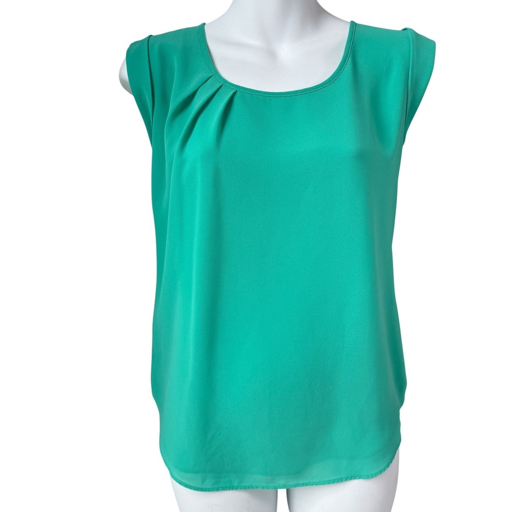 Women Green Cap Sleeve Blouse Sz M Pleated Scoop Neck Career Office Professional